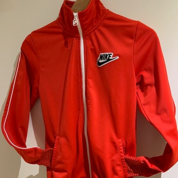 Nike retro zip-up track jacket - Picture 1 of 3